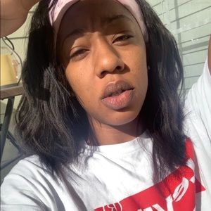 Meet your Posher, Brea